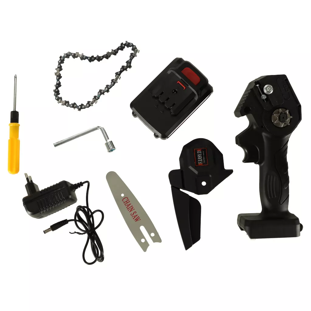 8_Mini-pila-lancuchowa-pilarka-USB-w-walizce-135639-optimized